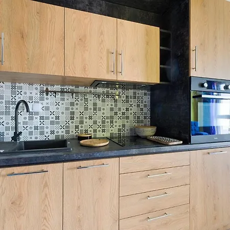 Stylish 2 Targowa 10, National Stadium